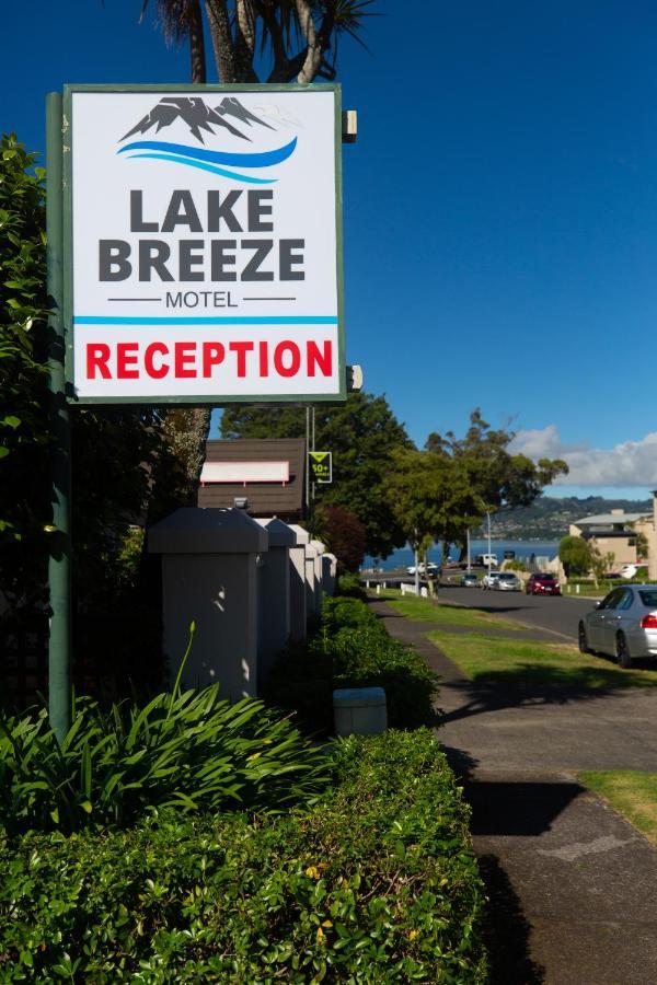 Lake Breeze Motel Taupo Exterior photo